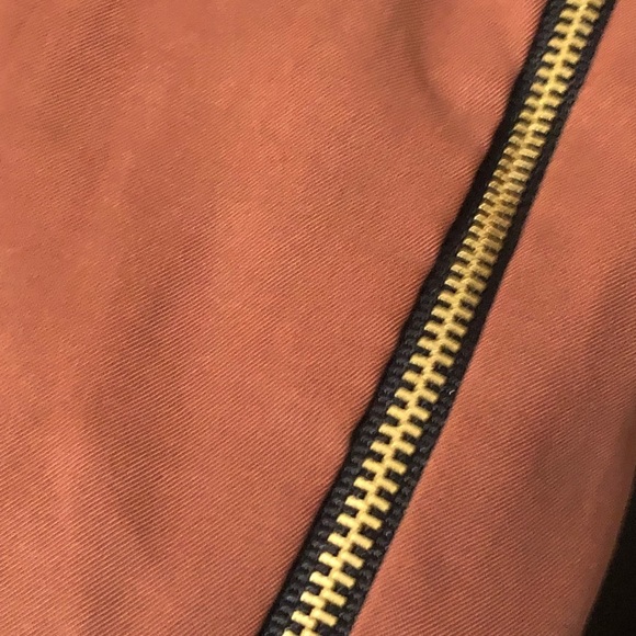 Antonio Melani large silky lined cognac jacket snake print lining zips at wrist - Picture 2 of 16